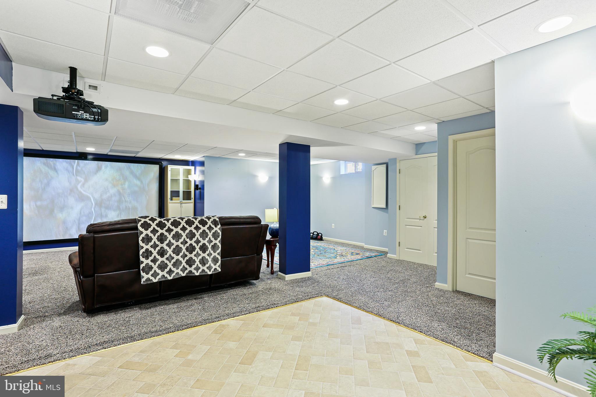 CLARKS GLEN - Residential Lease