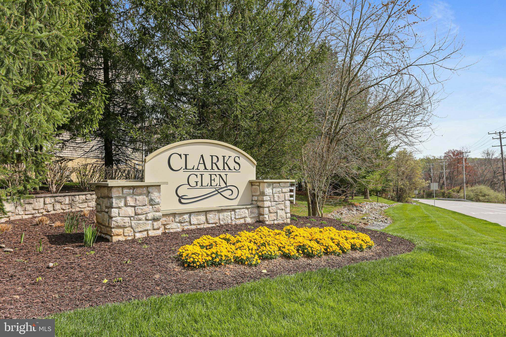 CLARKS GLEN - Residential Lease