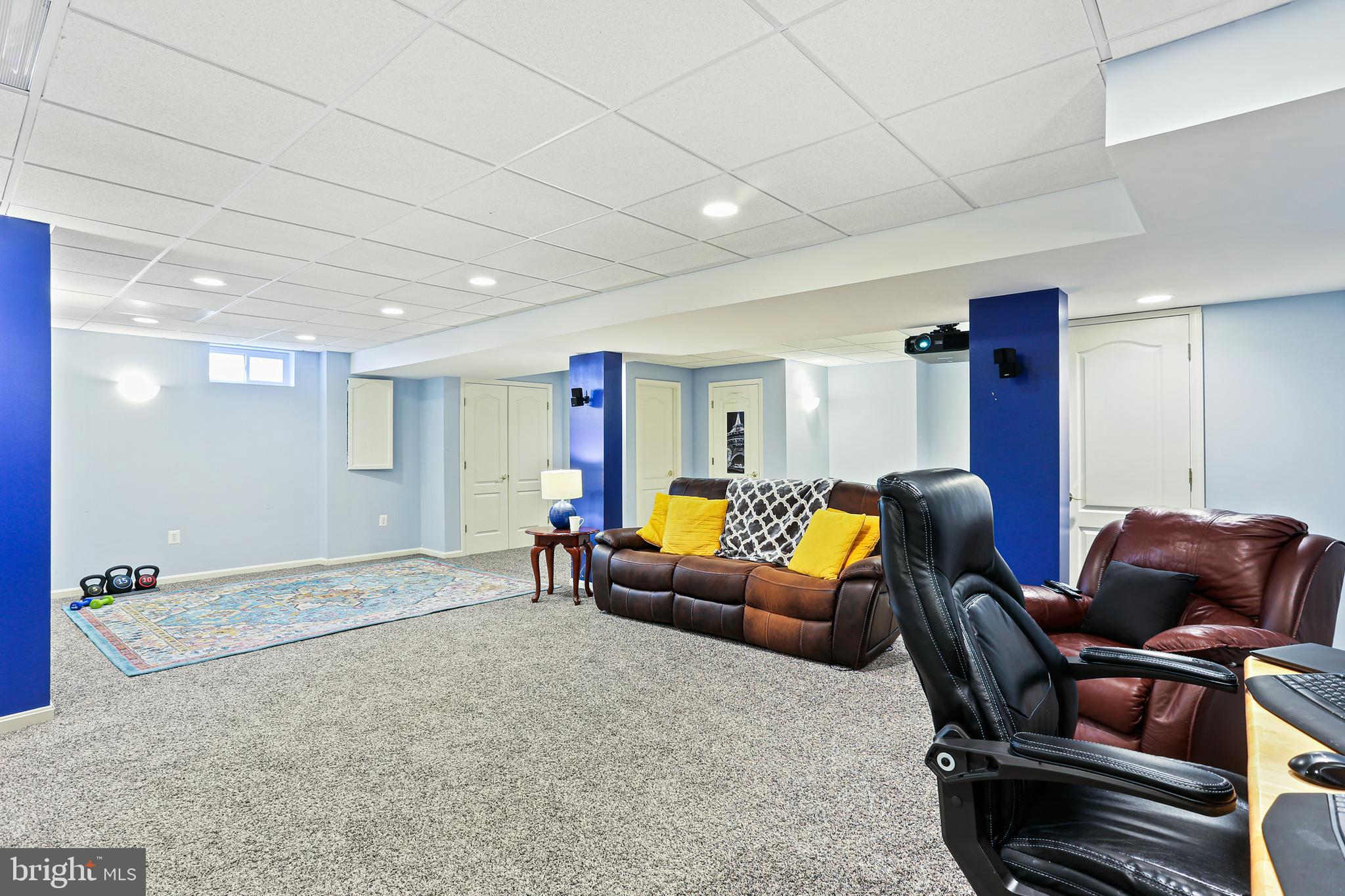 CLARKS GLEN - Residential Lease