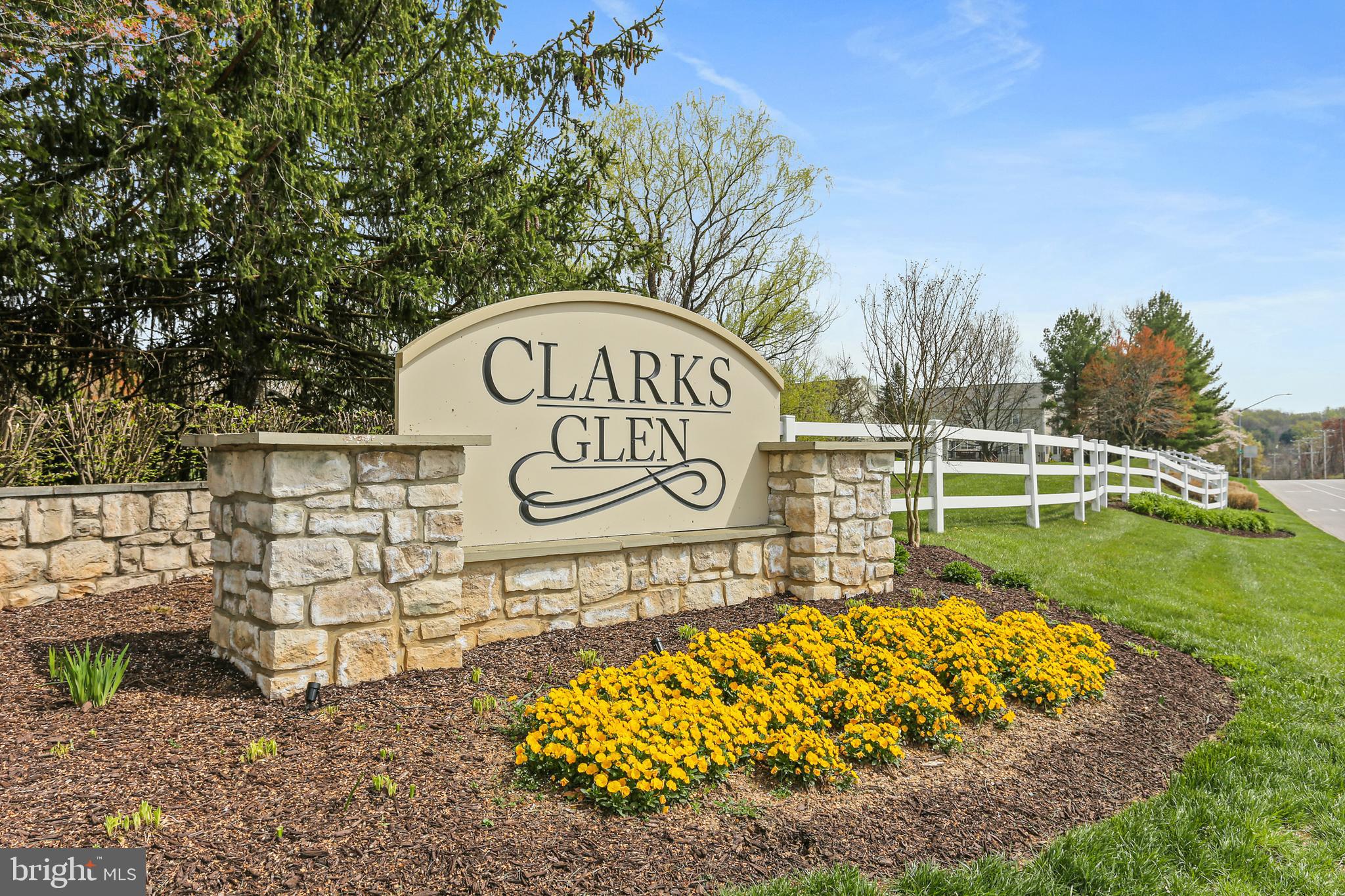 CLARKS GLEN - Residential Lease