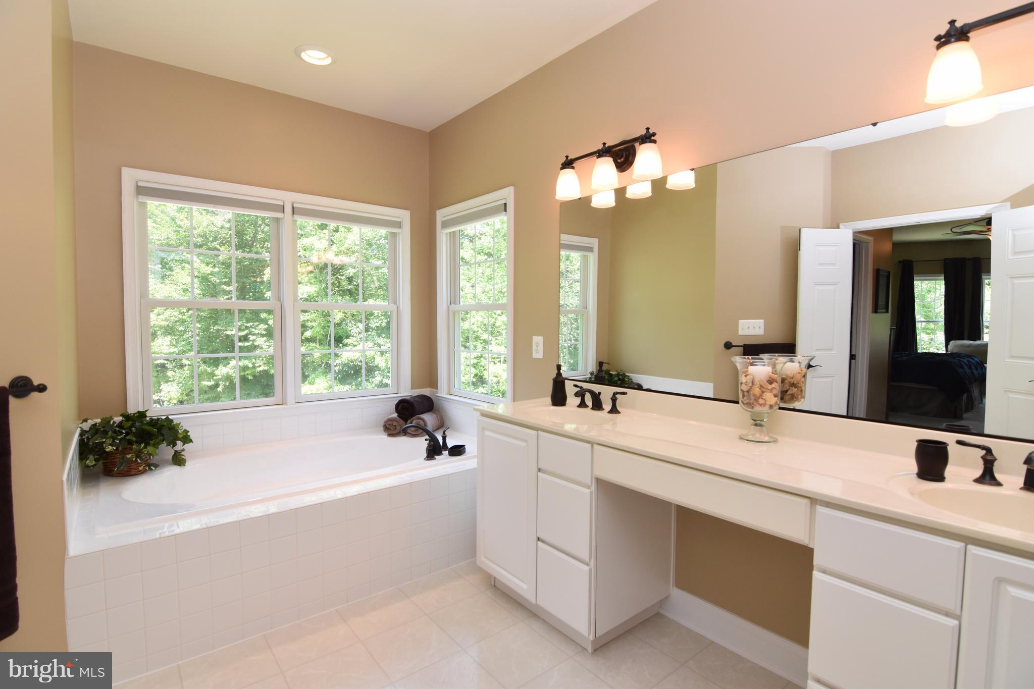 MCINTOSH - Residential