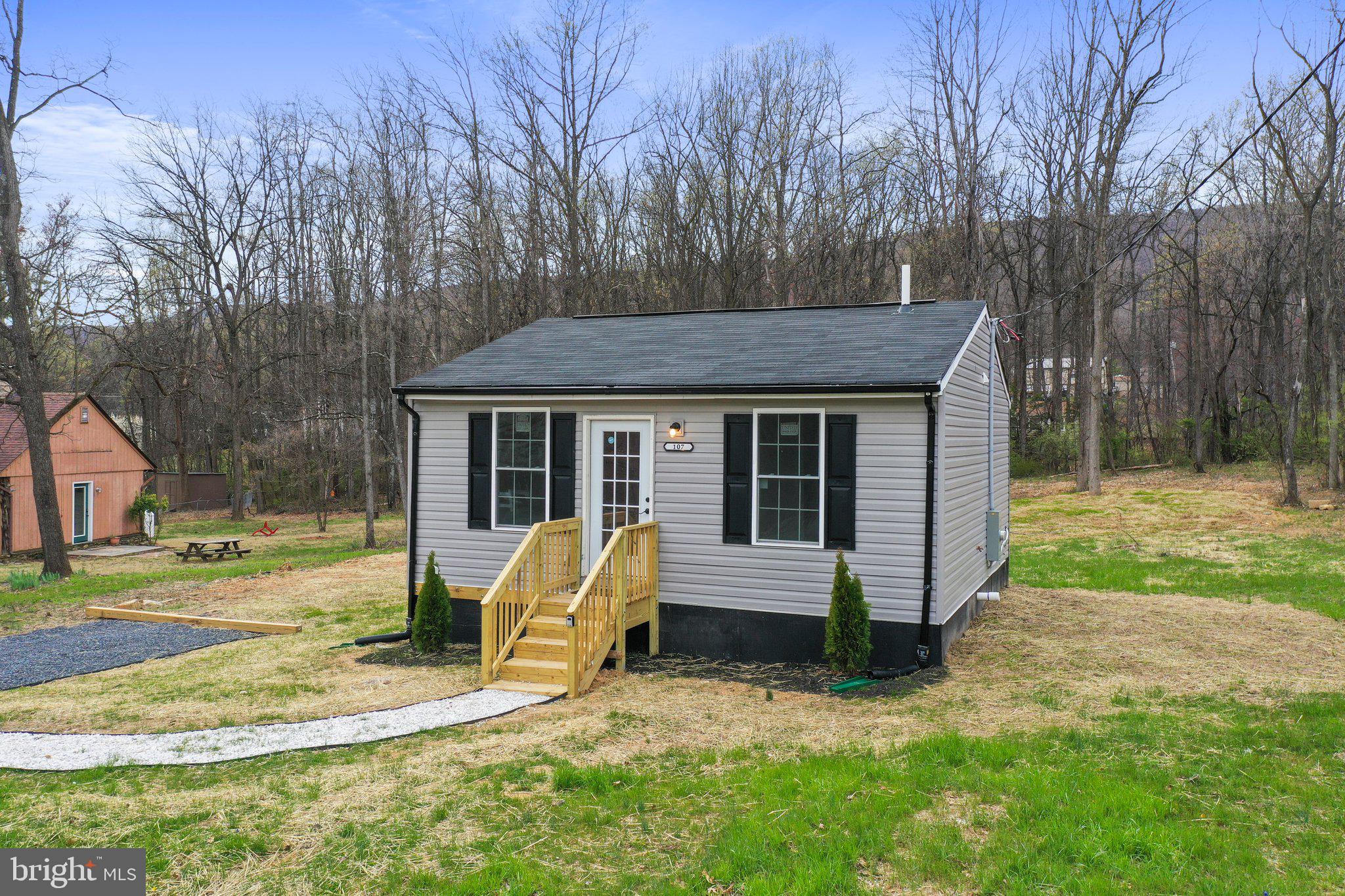 SHAWNEELAND - Residential