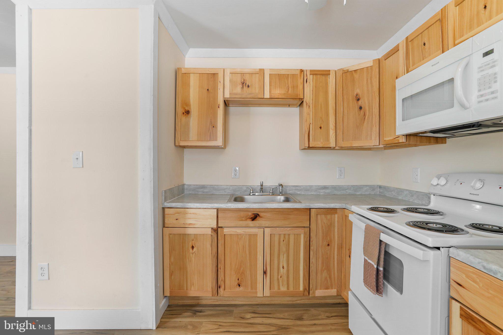 SHAWNEELAND - Residential