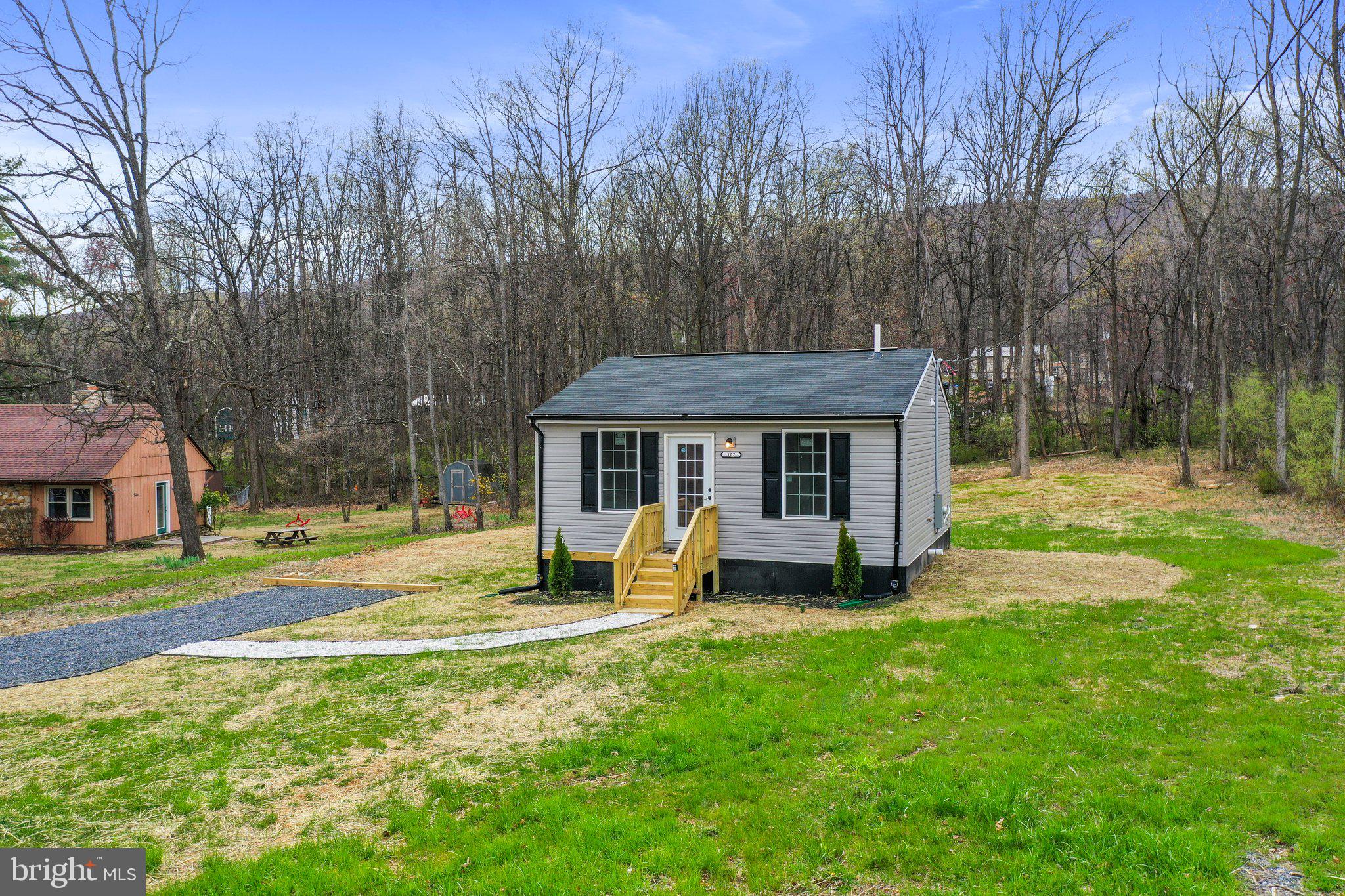 SHAWNEELAND - Residential