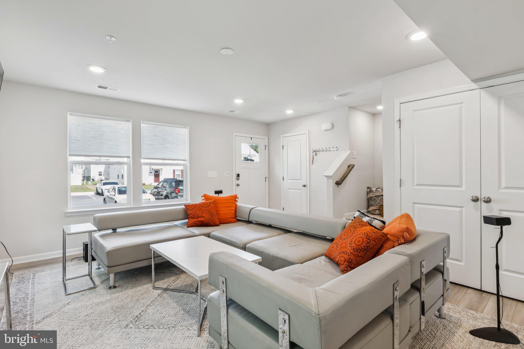 508 MERGANSER WAY