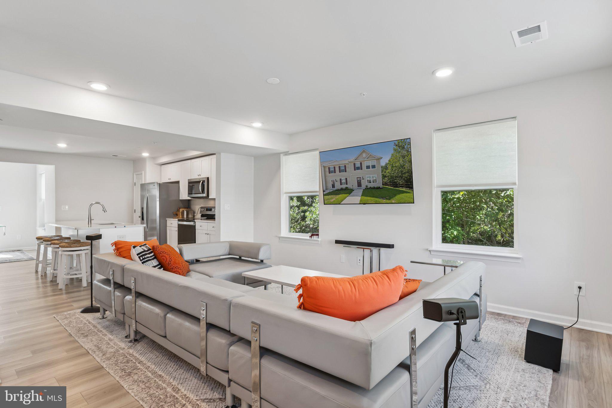 508 MERGANSER WAY