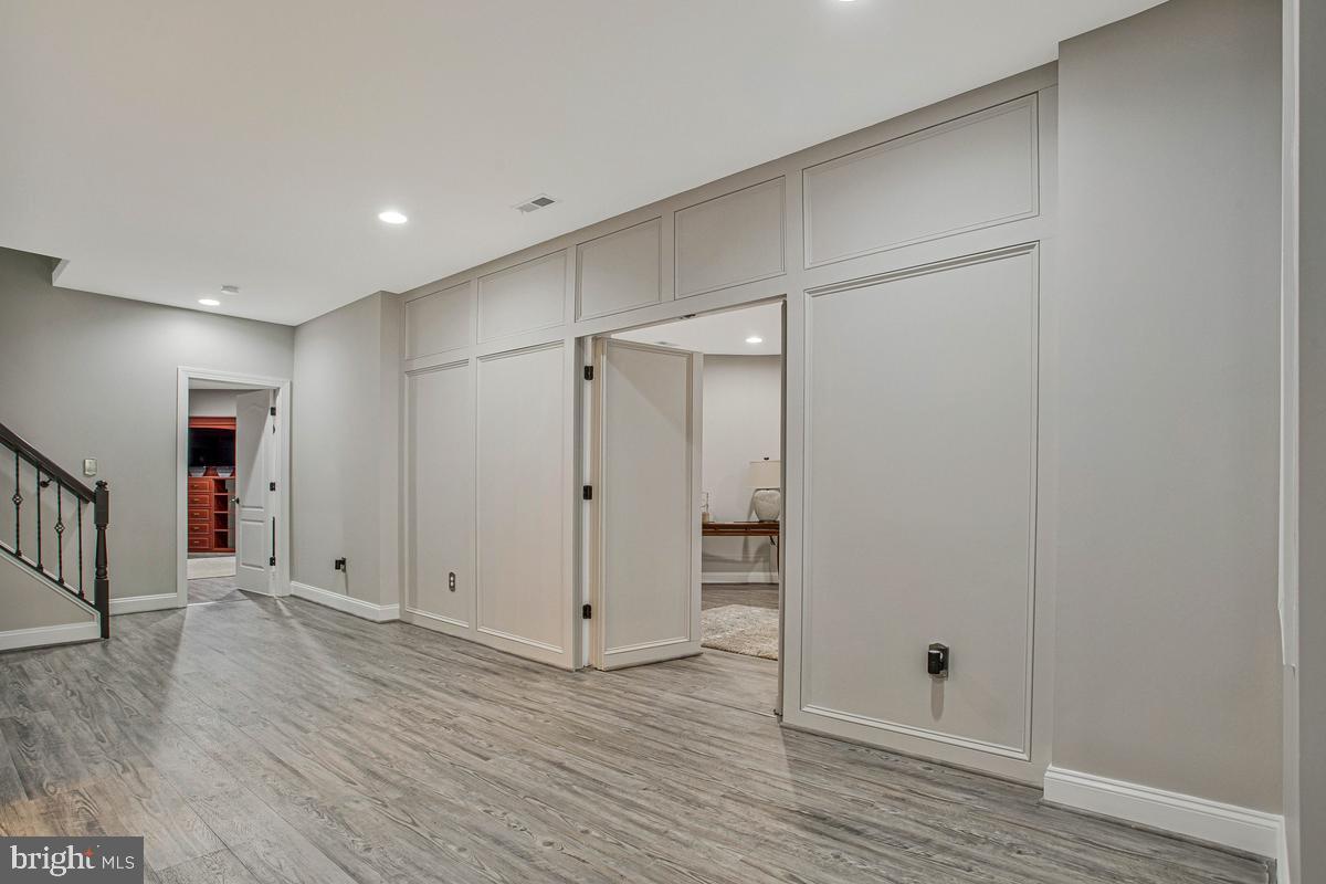 ASHLEY - Residential