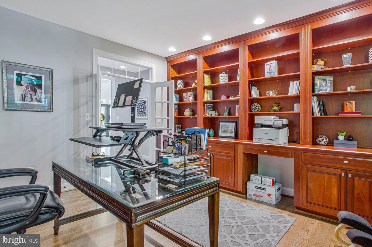 ASHLEY - Residential