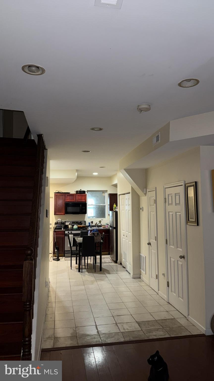 SHIPLEY HILL - Residential