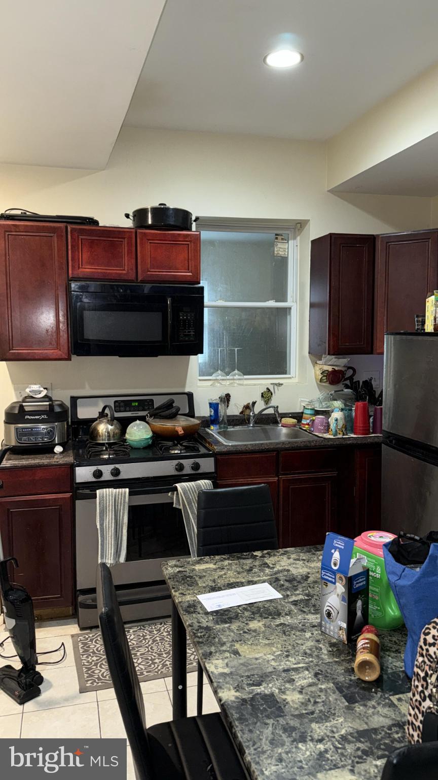 SHIPLEY HILL - Residential