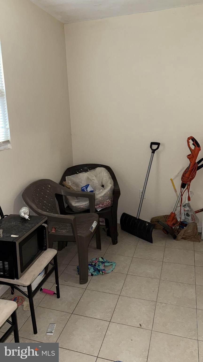 SHIPLEY HILL - Residential