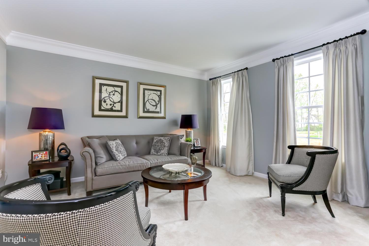 POND VIEW ESTATES - Residential