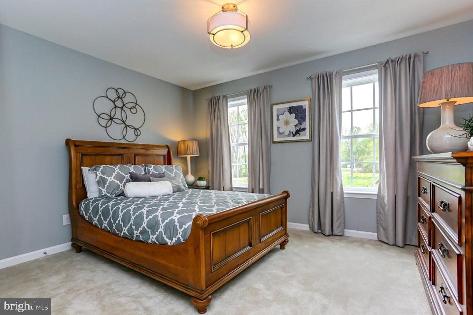 POND VIEW ESTATES - Residential