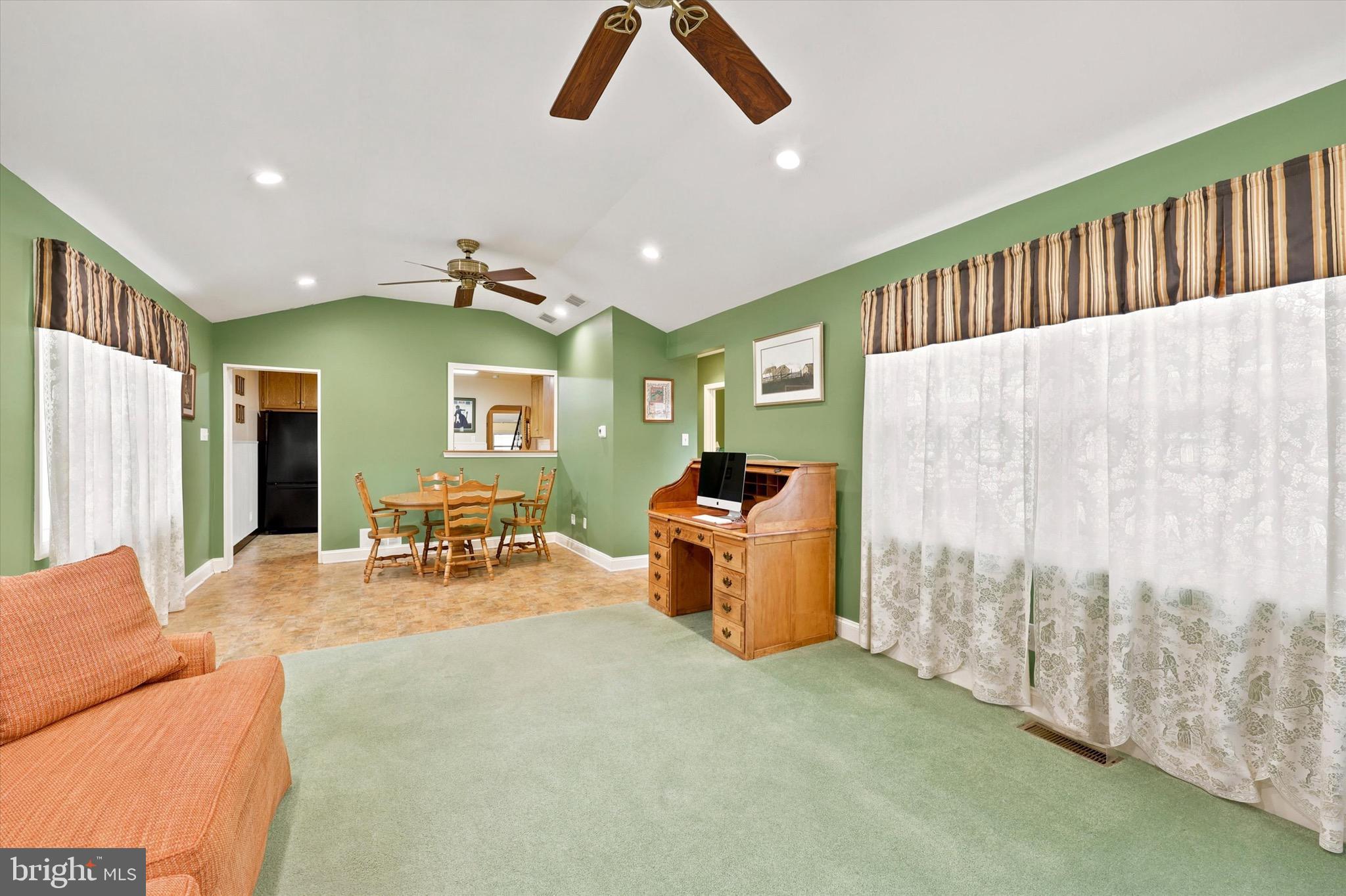 103 WELLINGTON ROAD
