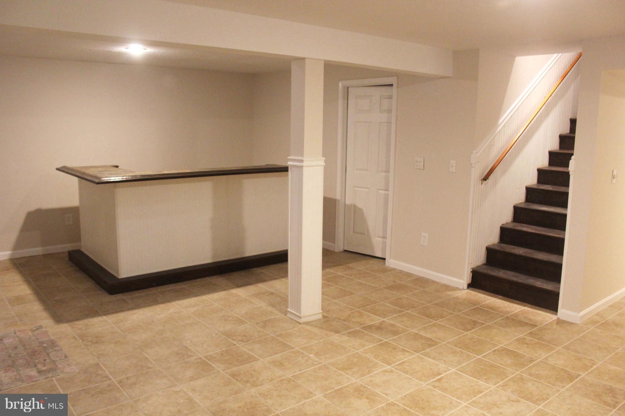 BRETON BAY ESTATES - Residential