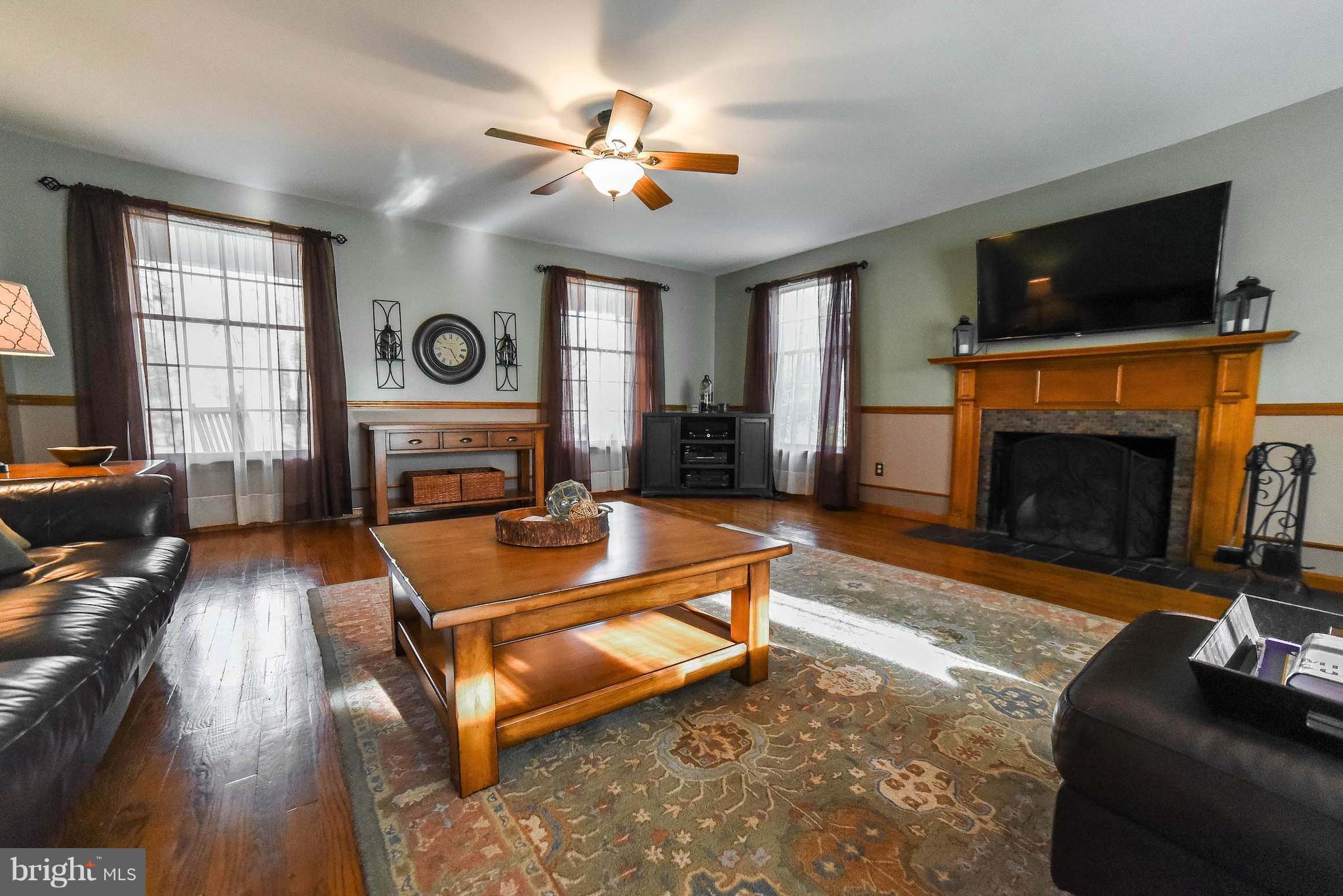 BRETON BAY ESTATES - Residential