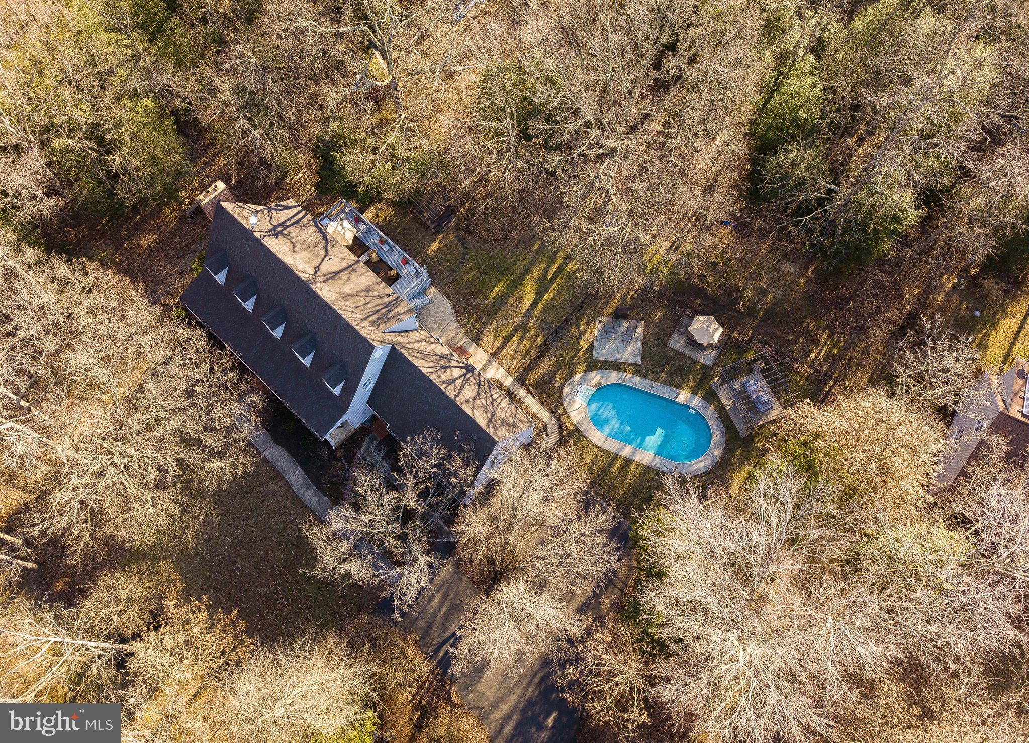 BRETON BAY ESTATES - Residential