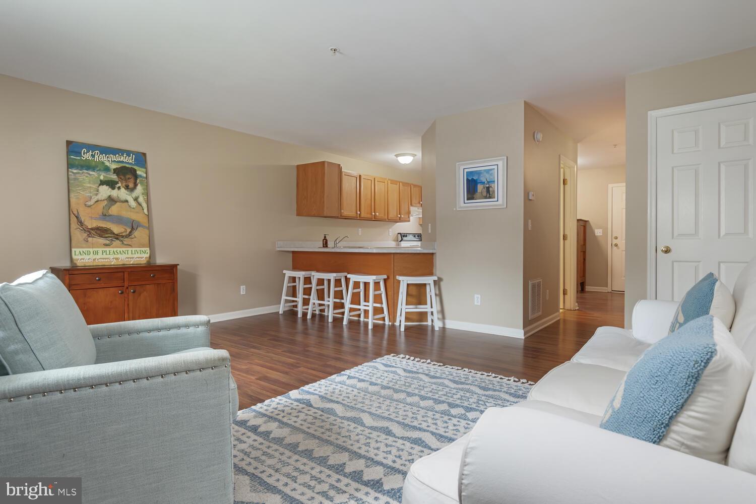 EASTON MEWS - Residential