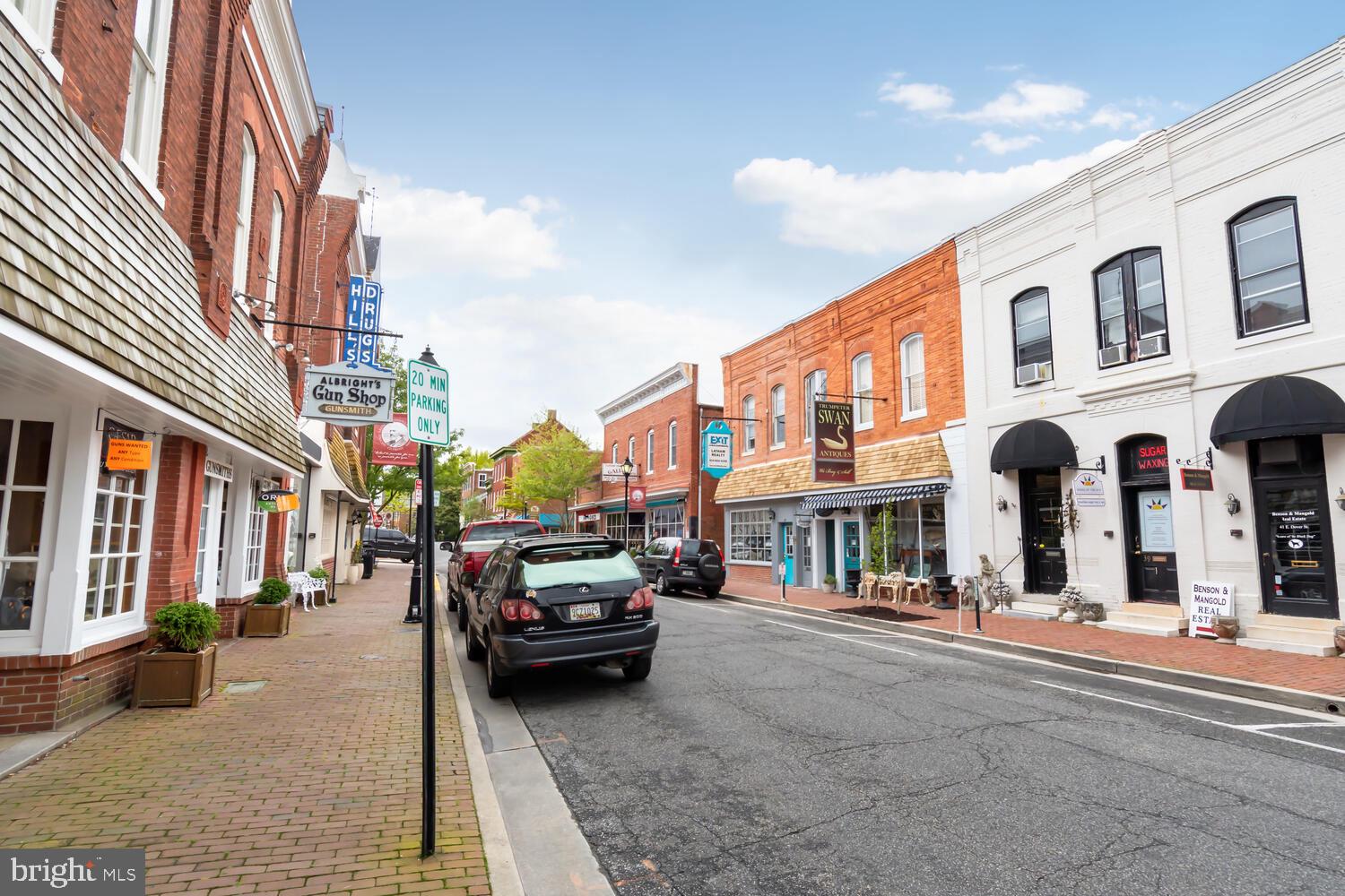 EASTON MEWS - Residential