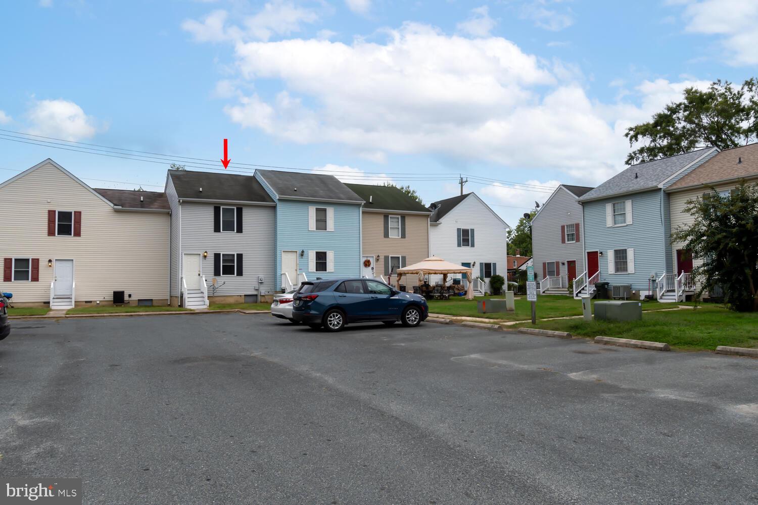 EASTON MEWS - Residential