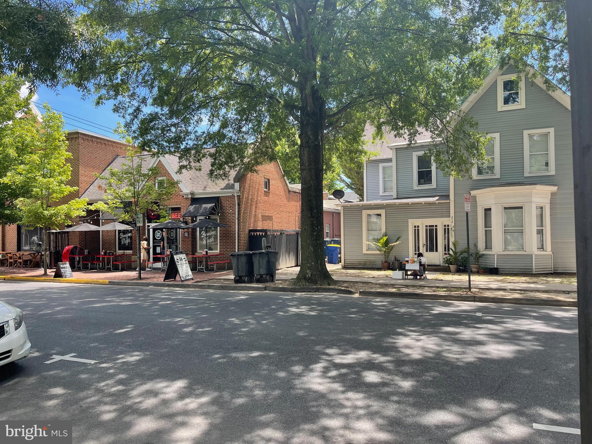 EASTON MEWS - Residential