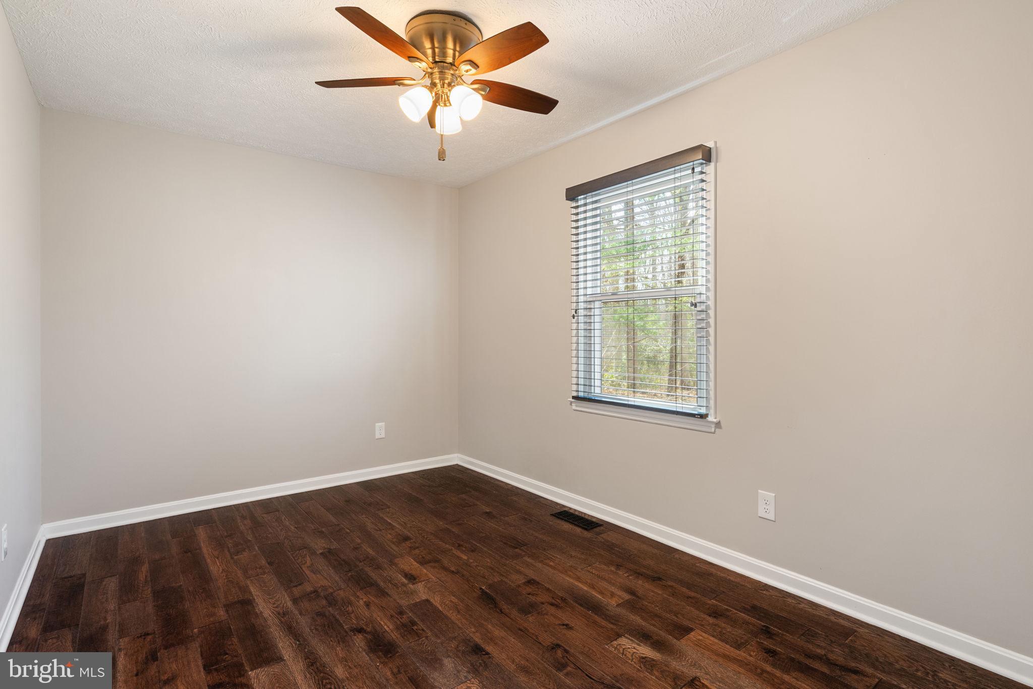 JEFFERSON ESTATES - Residential