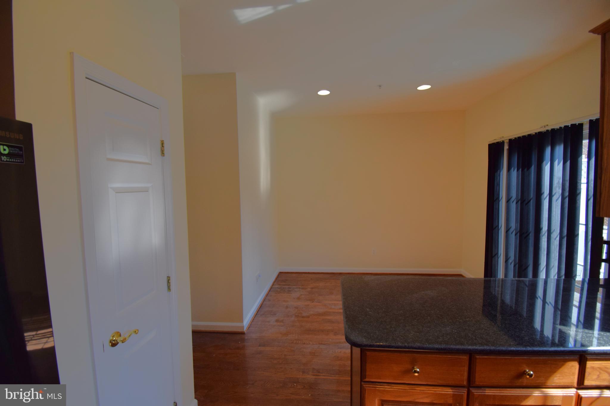 TYSONS VILLAGE - Residential Lease