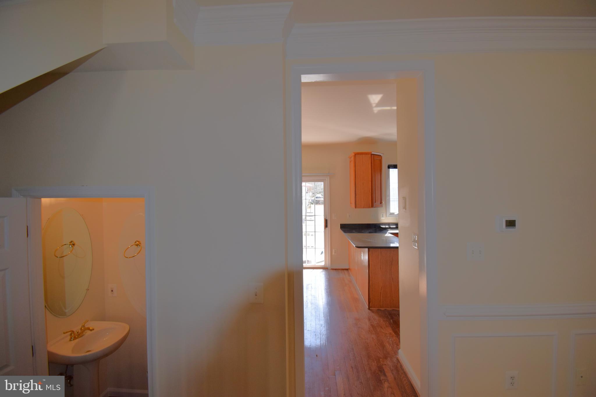 TYSONS VILLAGE - Residential Lease