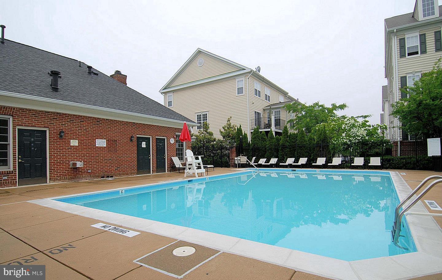 TYSONS VILLAGE - Residential Lease