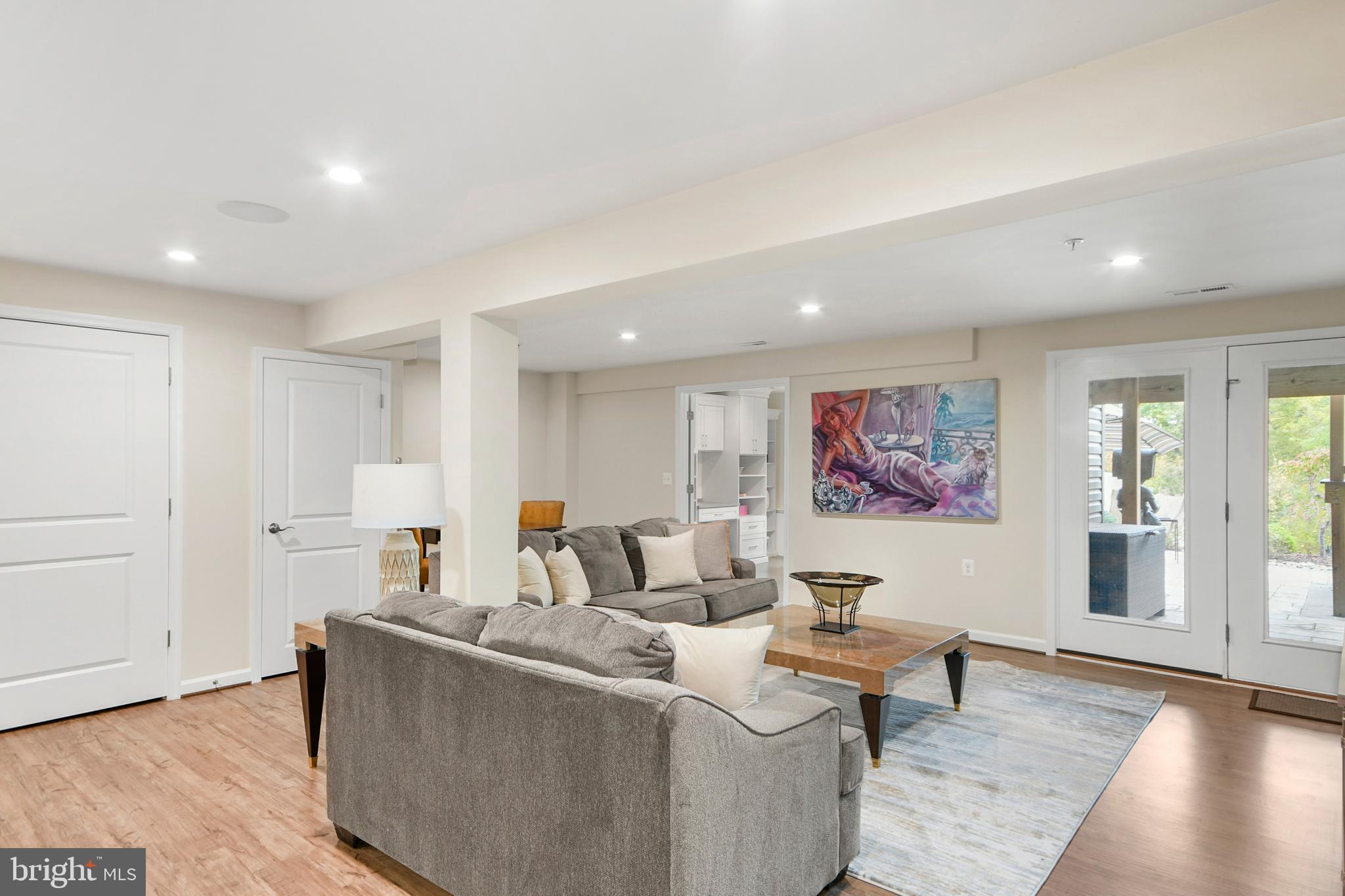 WORMANS MILL - Residential