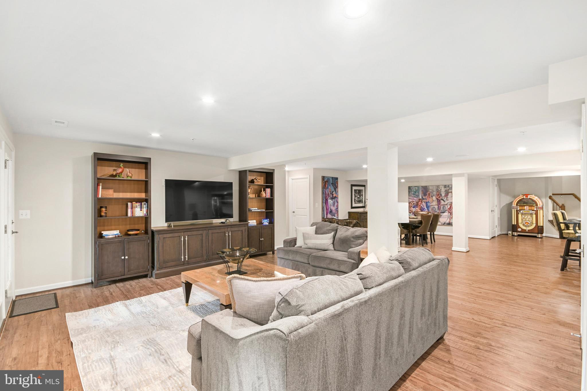 WORMANS MILL - Residential