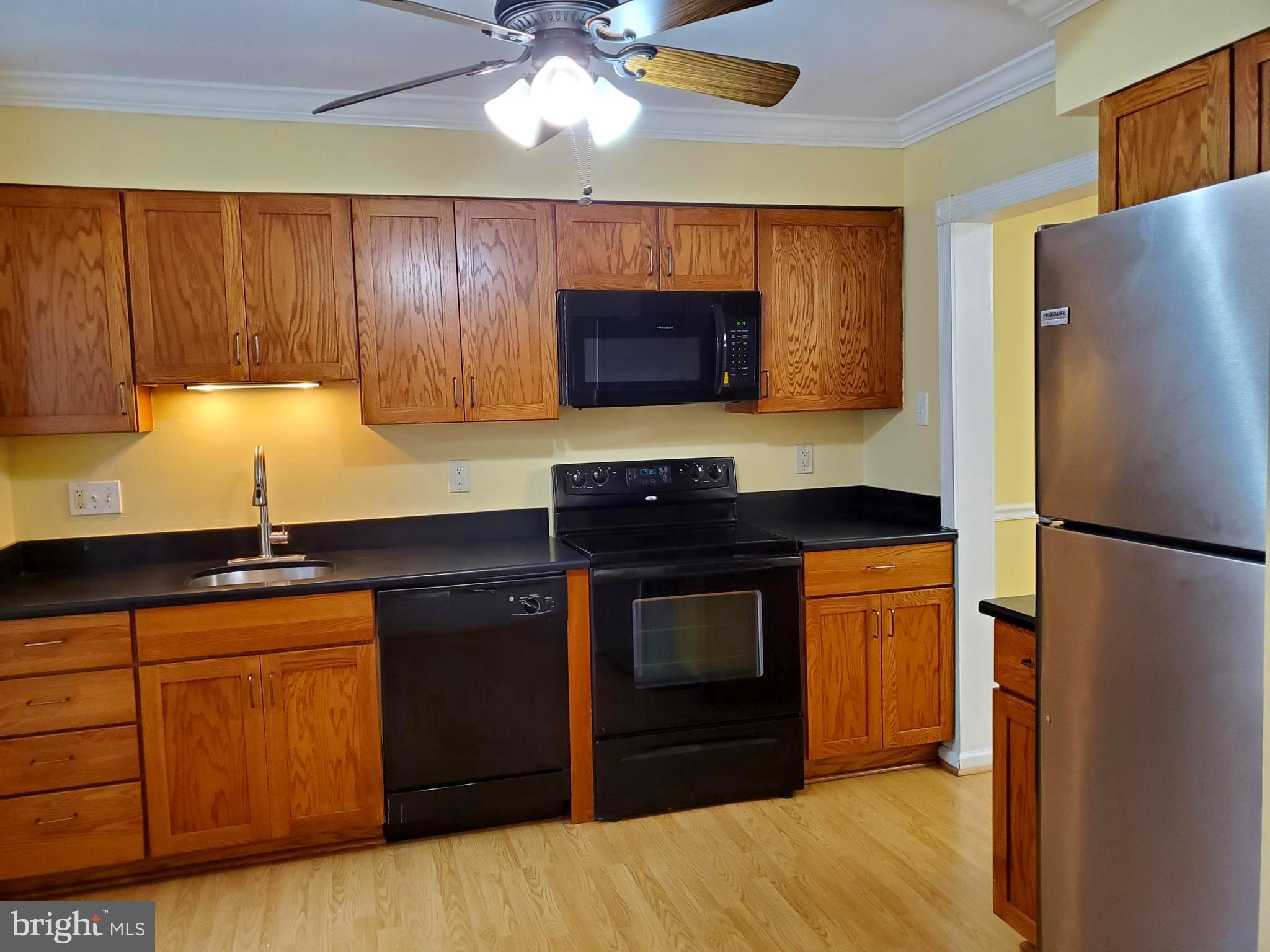 TOWNS OF FOREST HILLS - Residential