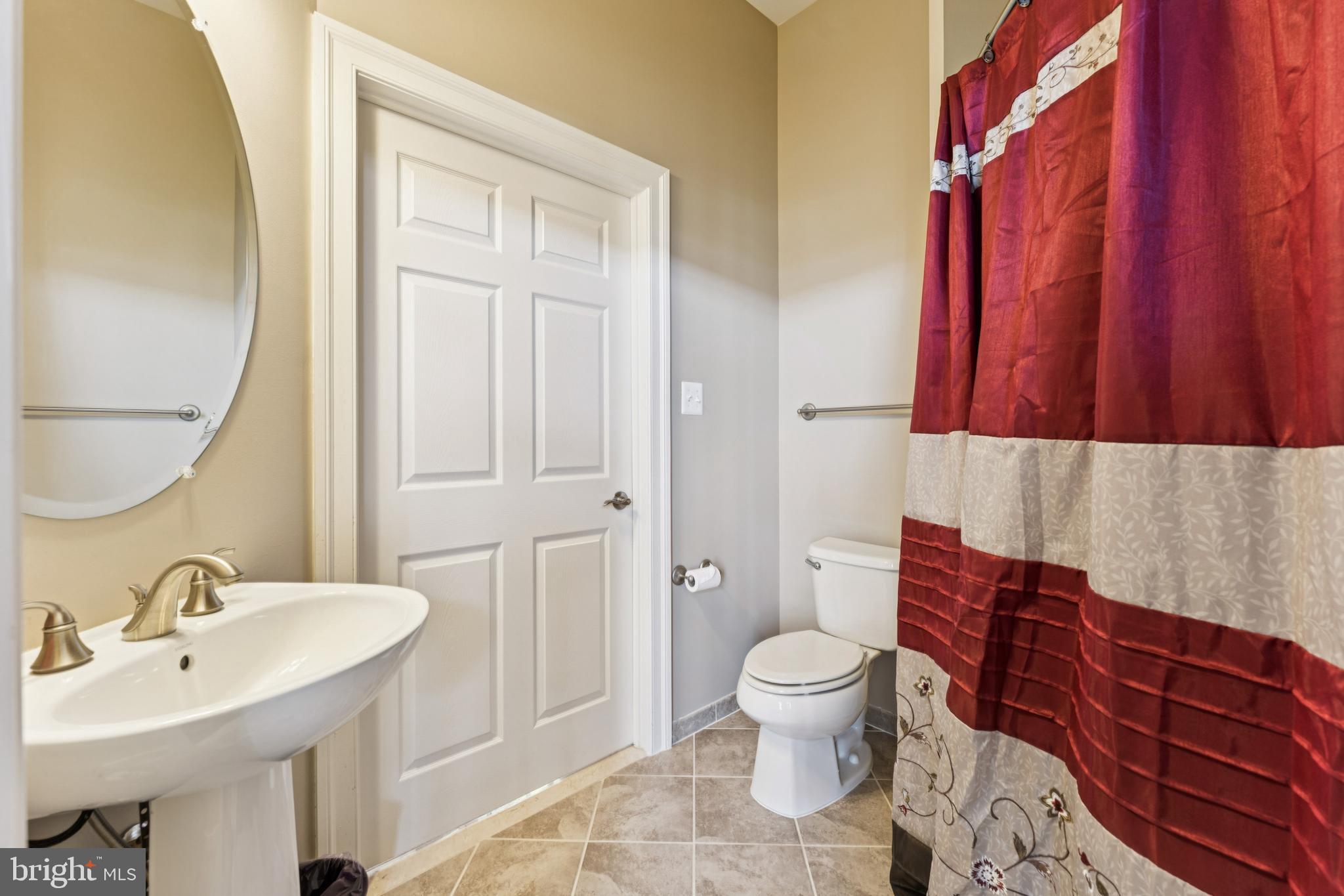 COLLINGBROOK - Residential