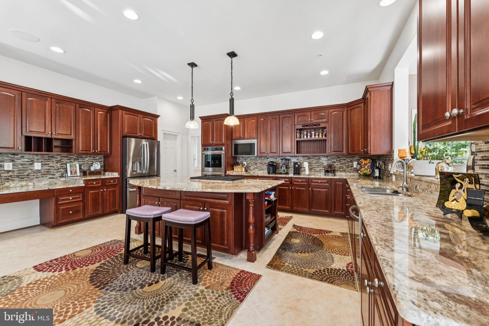 COLLINGBROOK - Residential