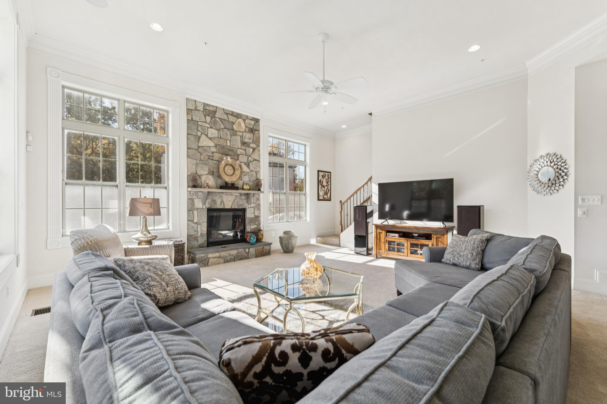 COLLINGBROOK - Residential