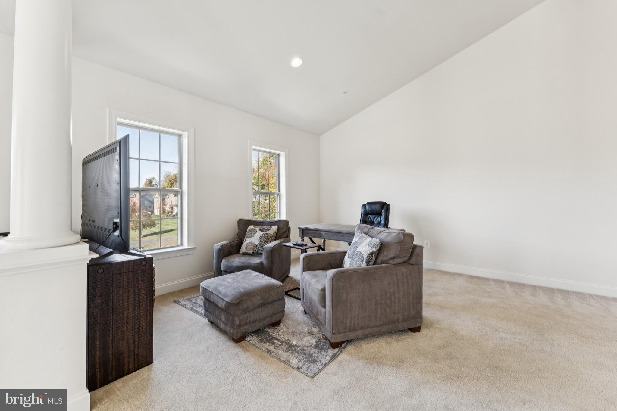 COLLINGBROOK - Residential