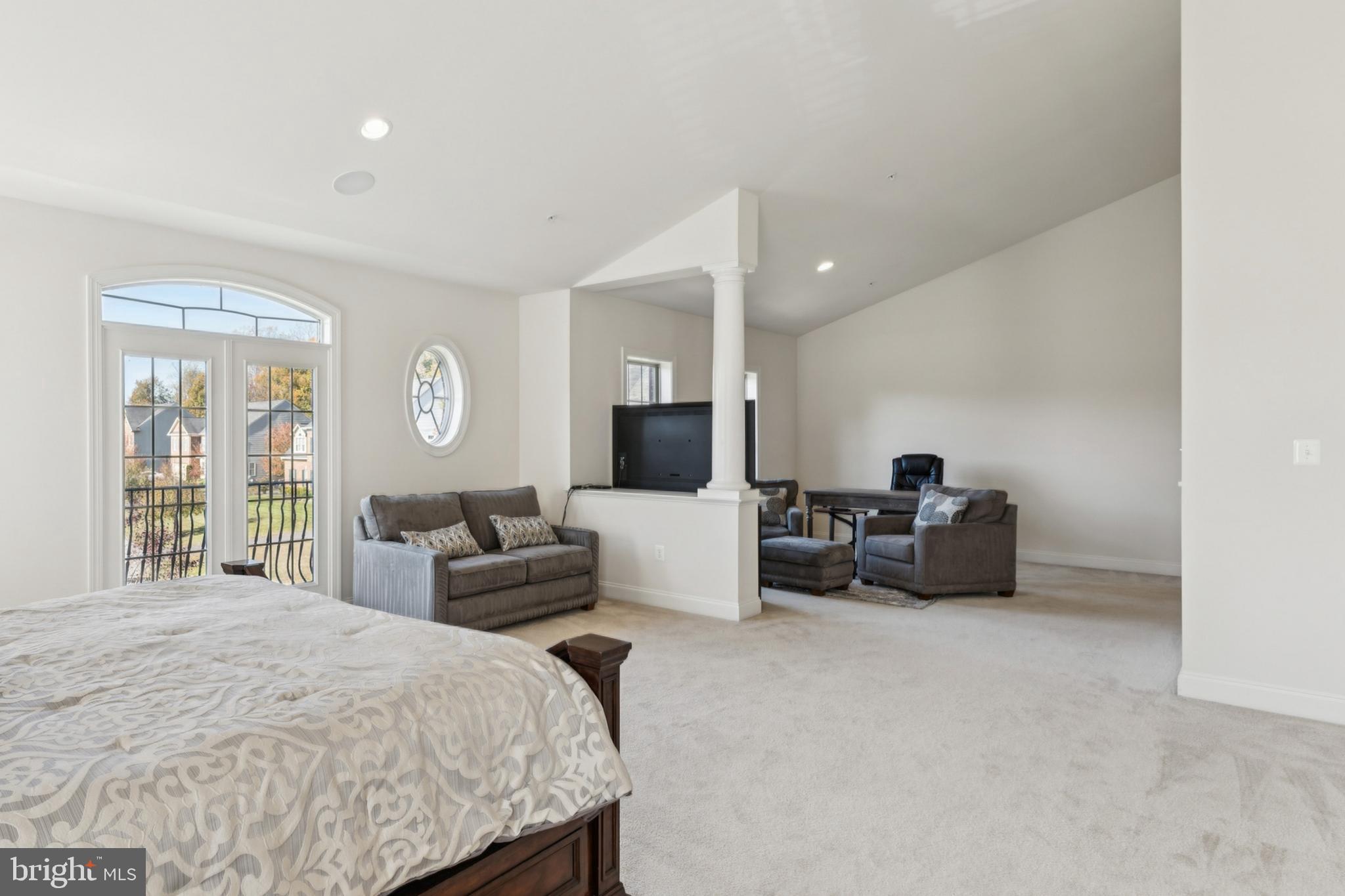 COLLINGBROOK - Residential