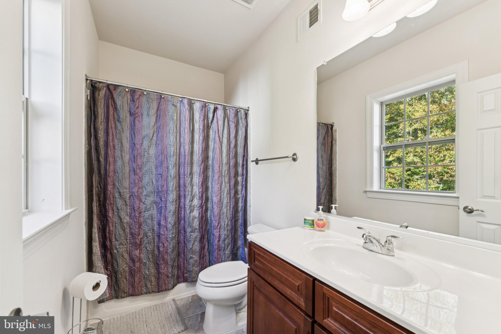 COLLINGBROOK - Residential