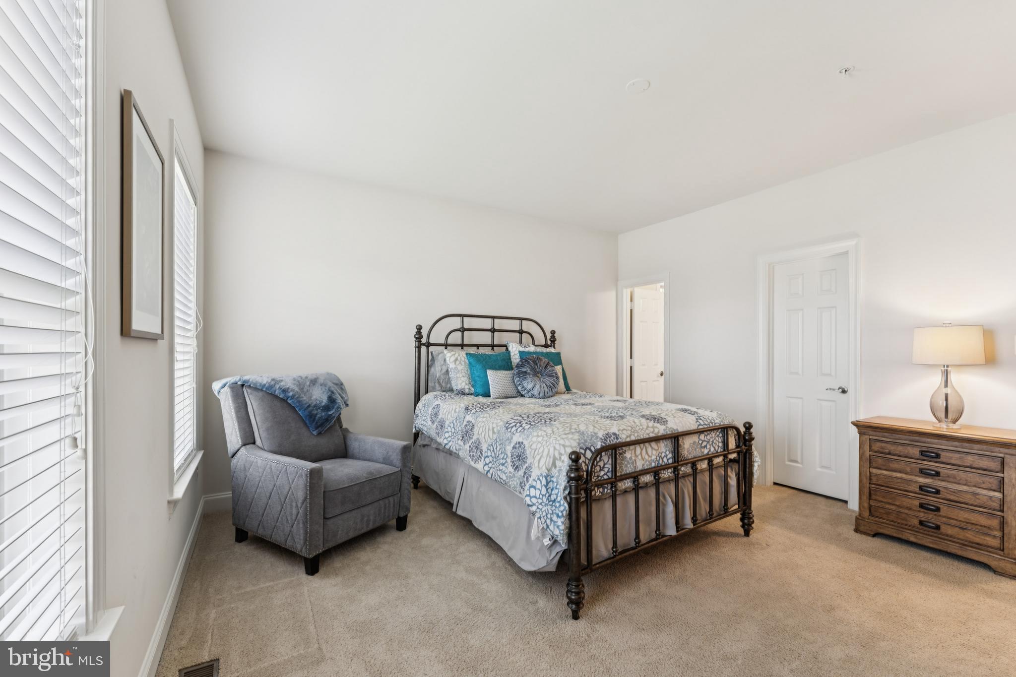 COLLINGBROOK - Residential