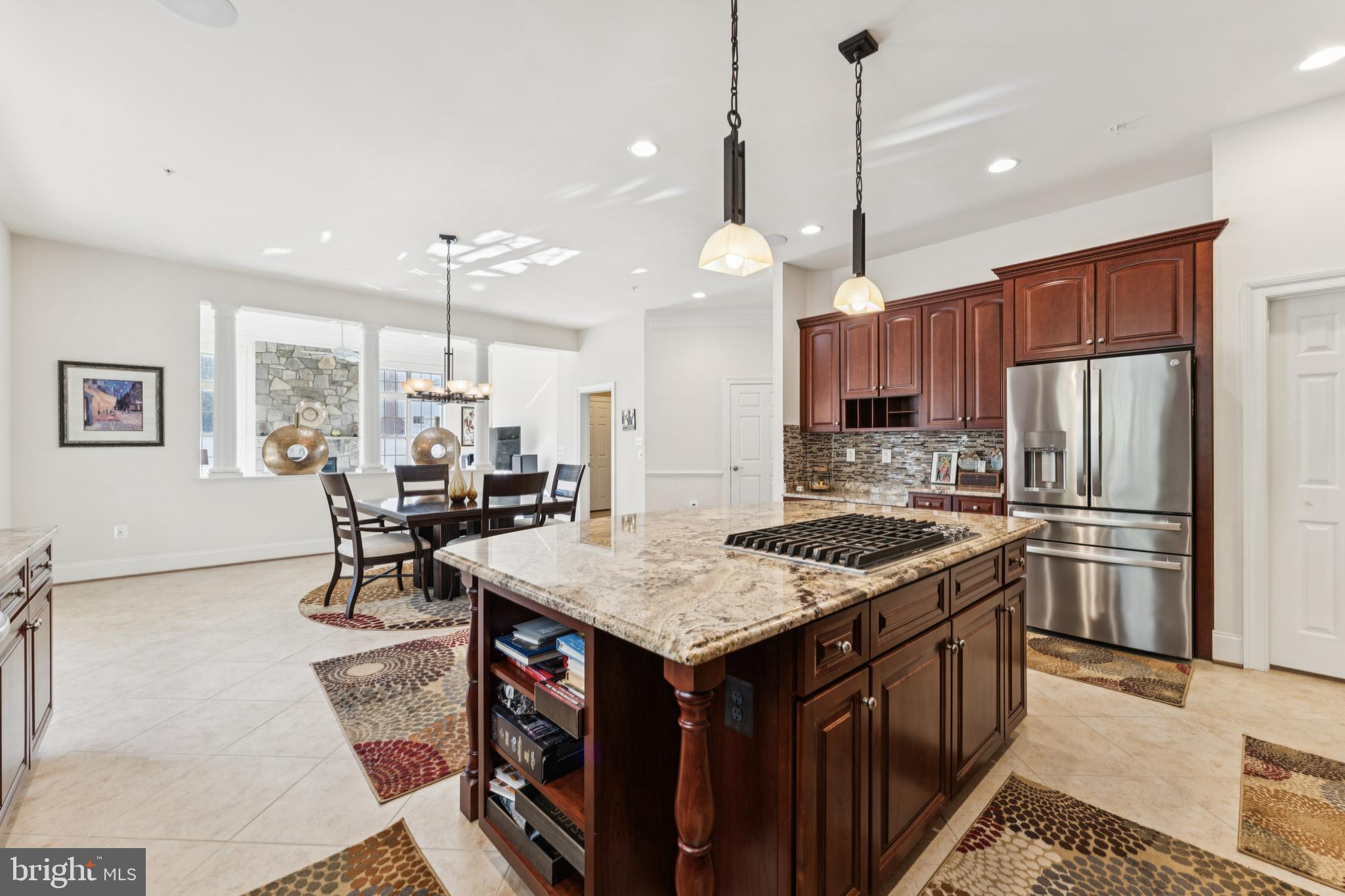 COLLINGBROOK - Residential