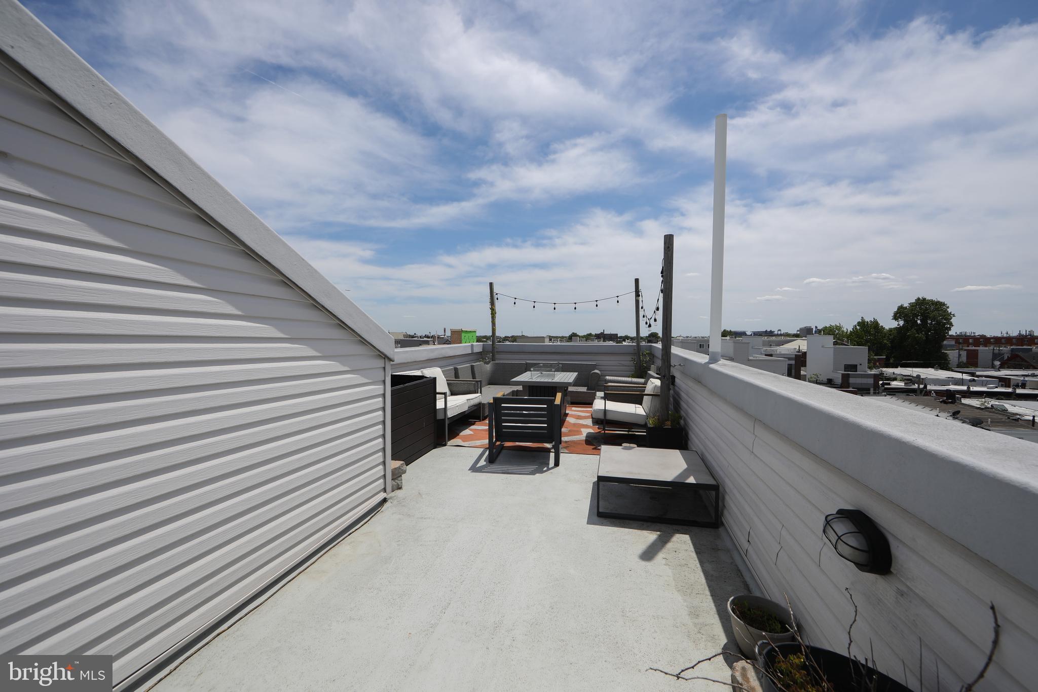 DICKINSON NARROWS - Residential