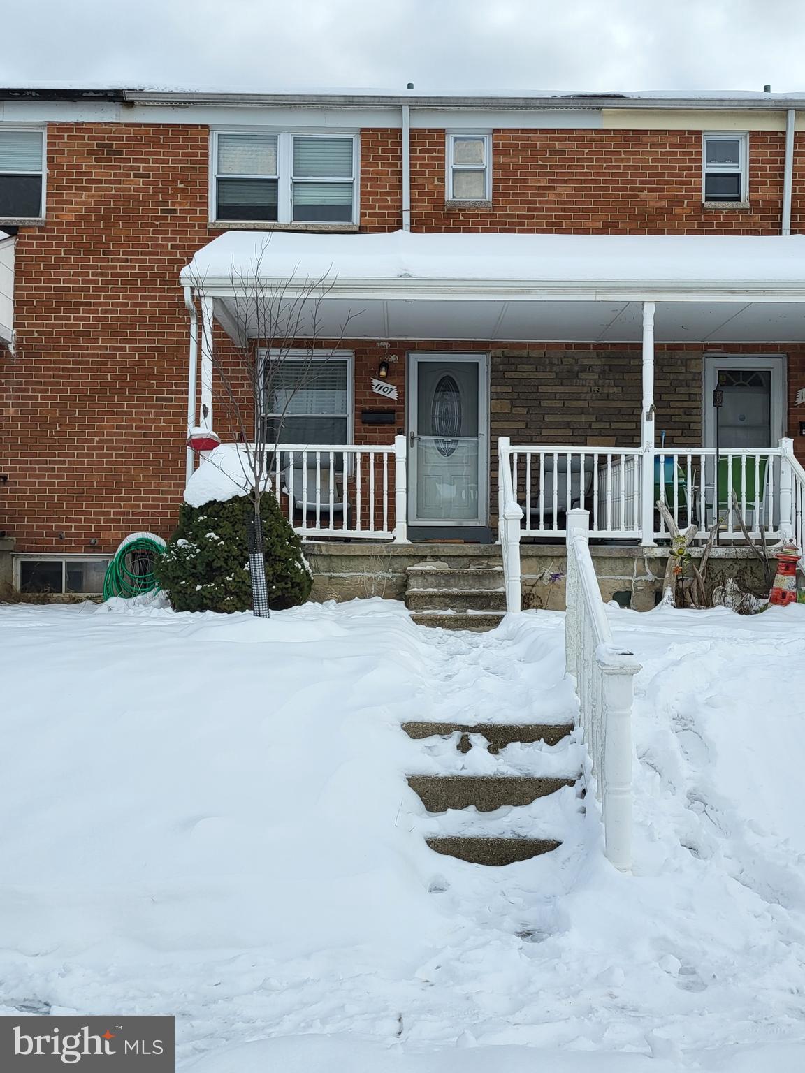 FOX RIDGE MANOR - Residential