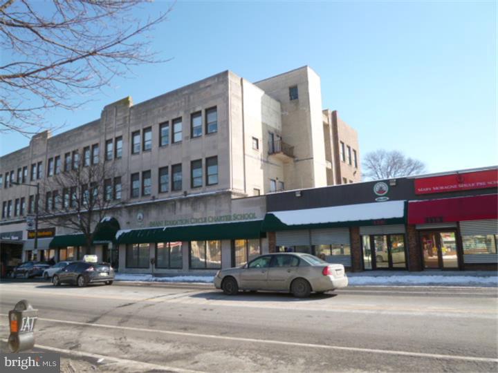 GERMANTOWN - Commercial Sale