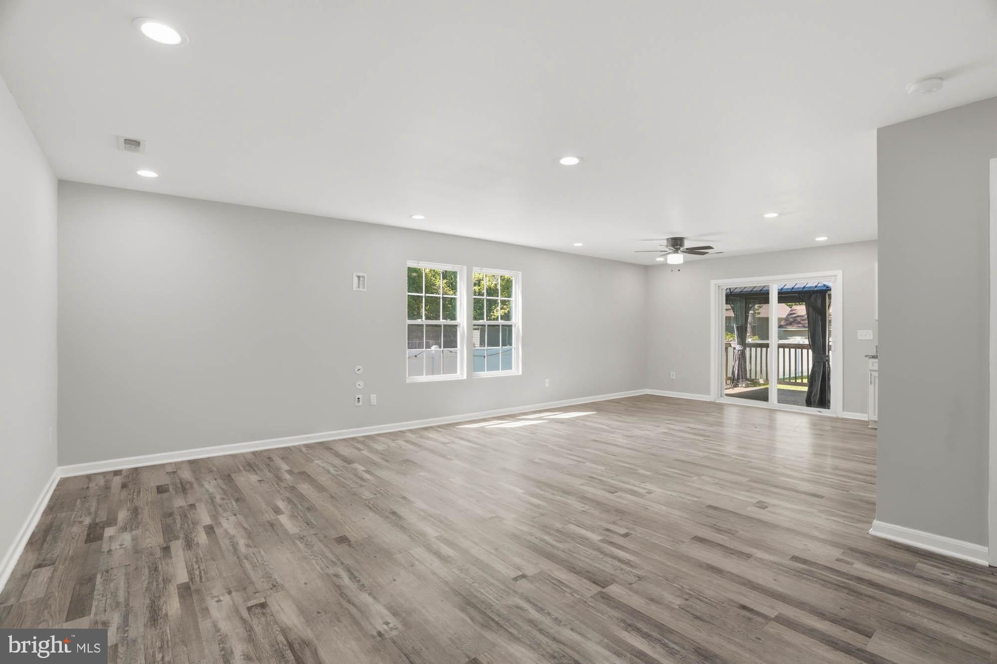 PLACID BAY ESTATES - Residential