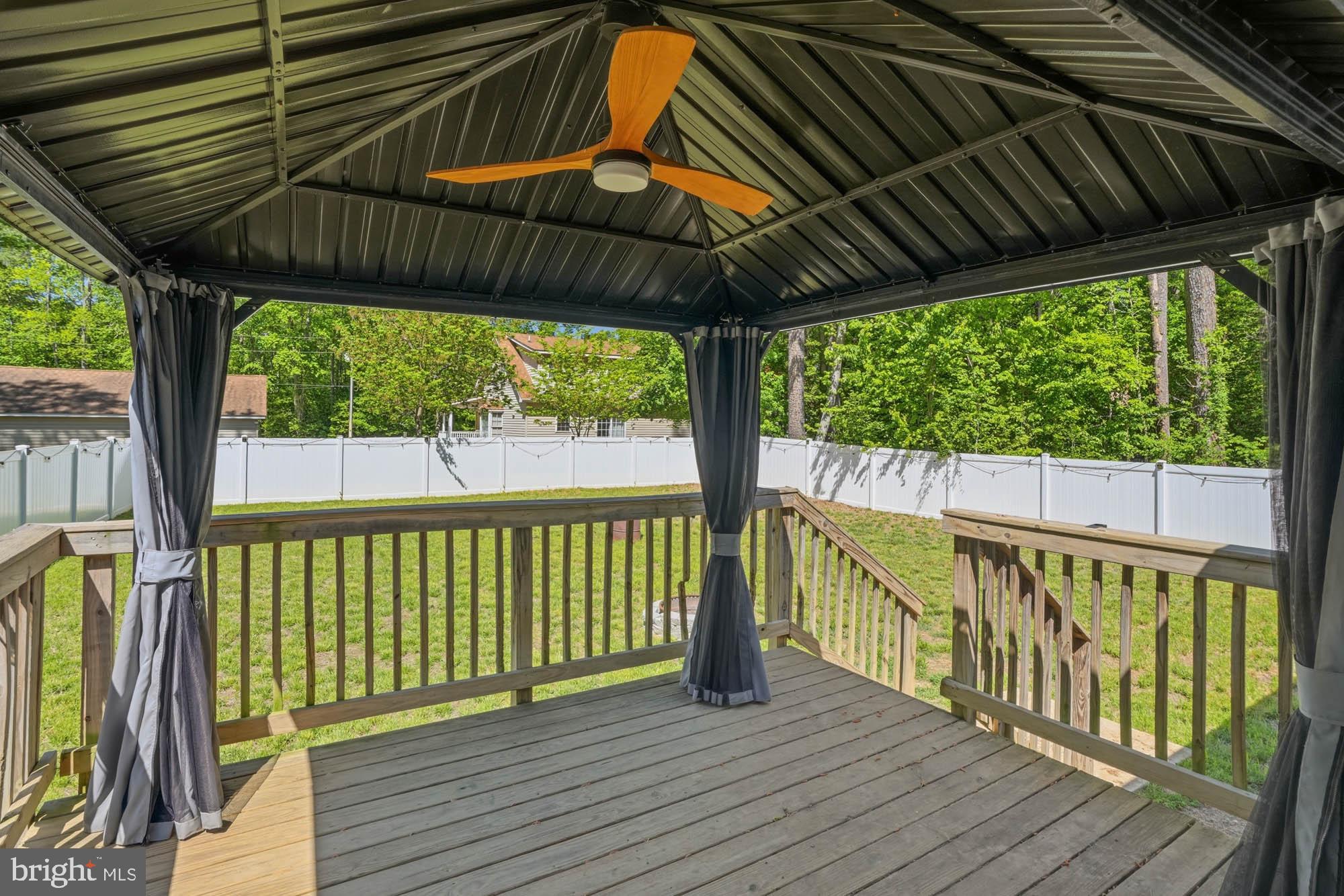 PLACID BAY ESTATES - Residential