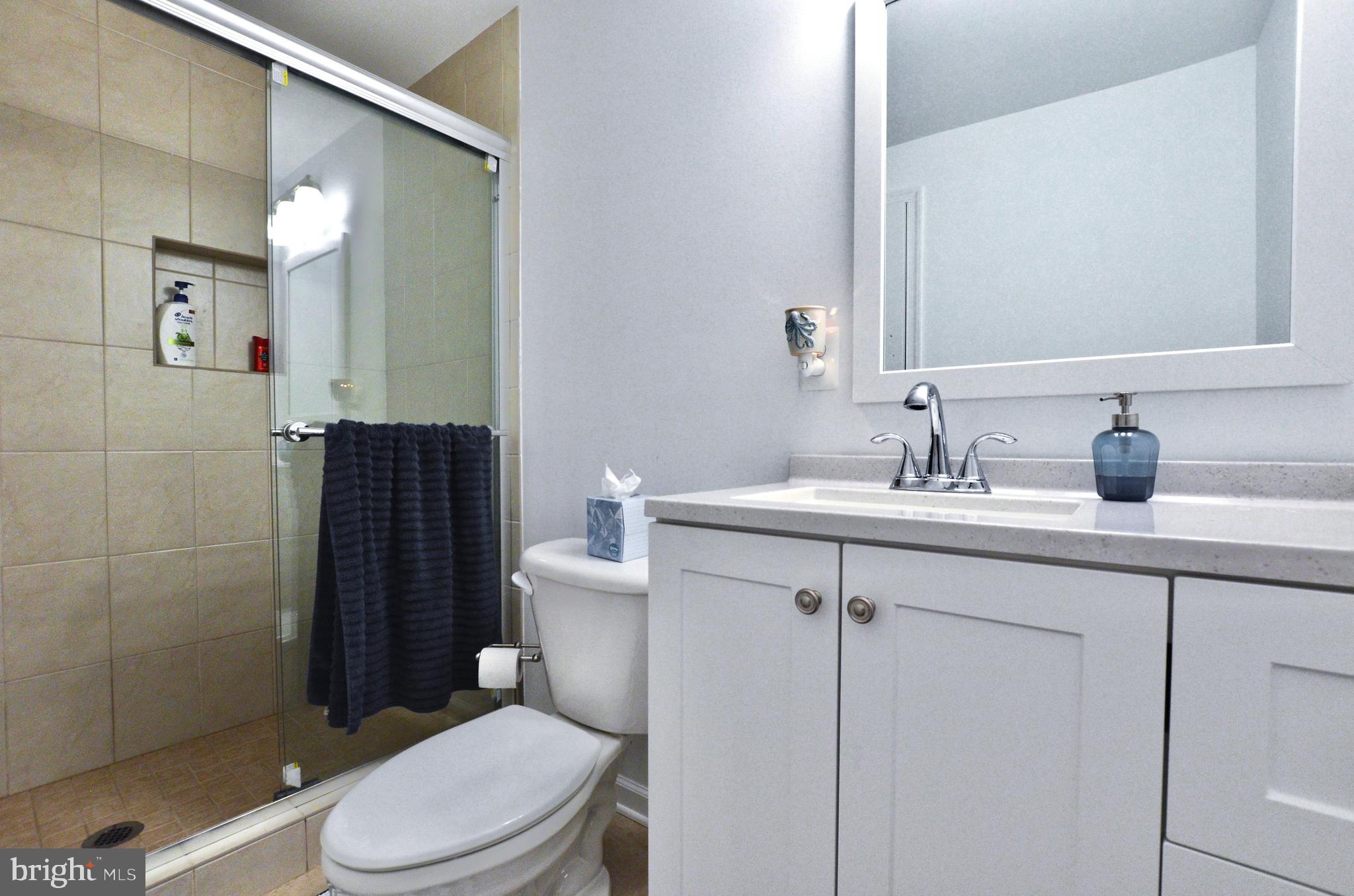 OLD GABLE SQUARE - Residential