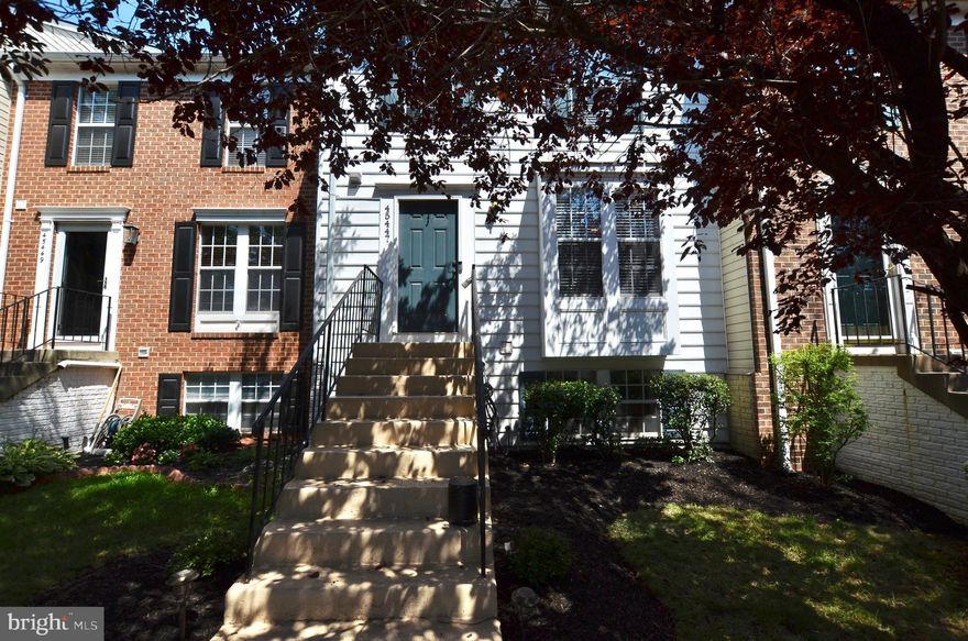 Highly desirable townhouse with tons of upgrades and an additional fourth bedroom! Beautiful, move-in ready home with 4 bedrooms and 3.5 bathrooms in the incredible neighborhood of Old Sterling Gable. Over $16,000 in upgrades! Finished walk-out lower level with additional bedroom and bathroom. Brand new carpet & EVP flooring. The incredible kitchen includes stainless steel appliances, recessed lighting and crown molding with updated soft close drawers, microwave, disposal, cabinets, granite countertops and faucet. Further upgrades include added cabinets for additional storage. The kitchen has tons of natural light from the large window and tile flooring. The living and dining area, complete with shining hardwoods, walks out onto a large deck that's perfect for entertaining. Brand new carpet up the stairs and into the upper level. This lovely townhouse has brand new landscaping for enhanced curb appeal. Functional upgrades include HVAC unit and water heater. Includes a great townhouse backyard! Located within walking distance to hiking and walking trails as well as awesome restaurants and shops. Minutes from Rt. 28, Rt. 7 and Dulles Airport. **Open House this Saturday, September 19th from 1 to 4. ***