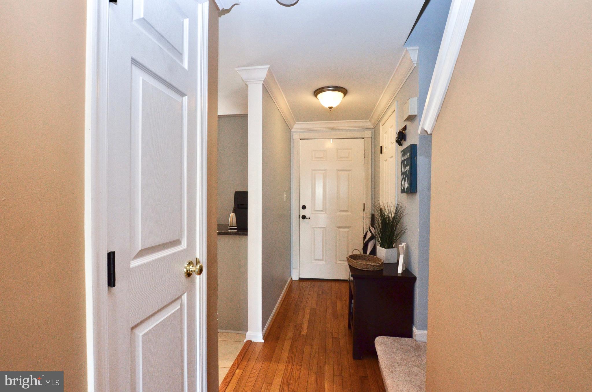 OLD GABLE SQUARE - Residential