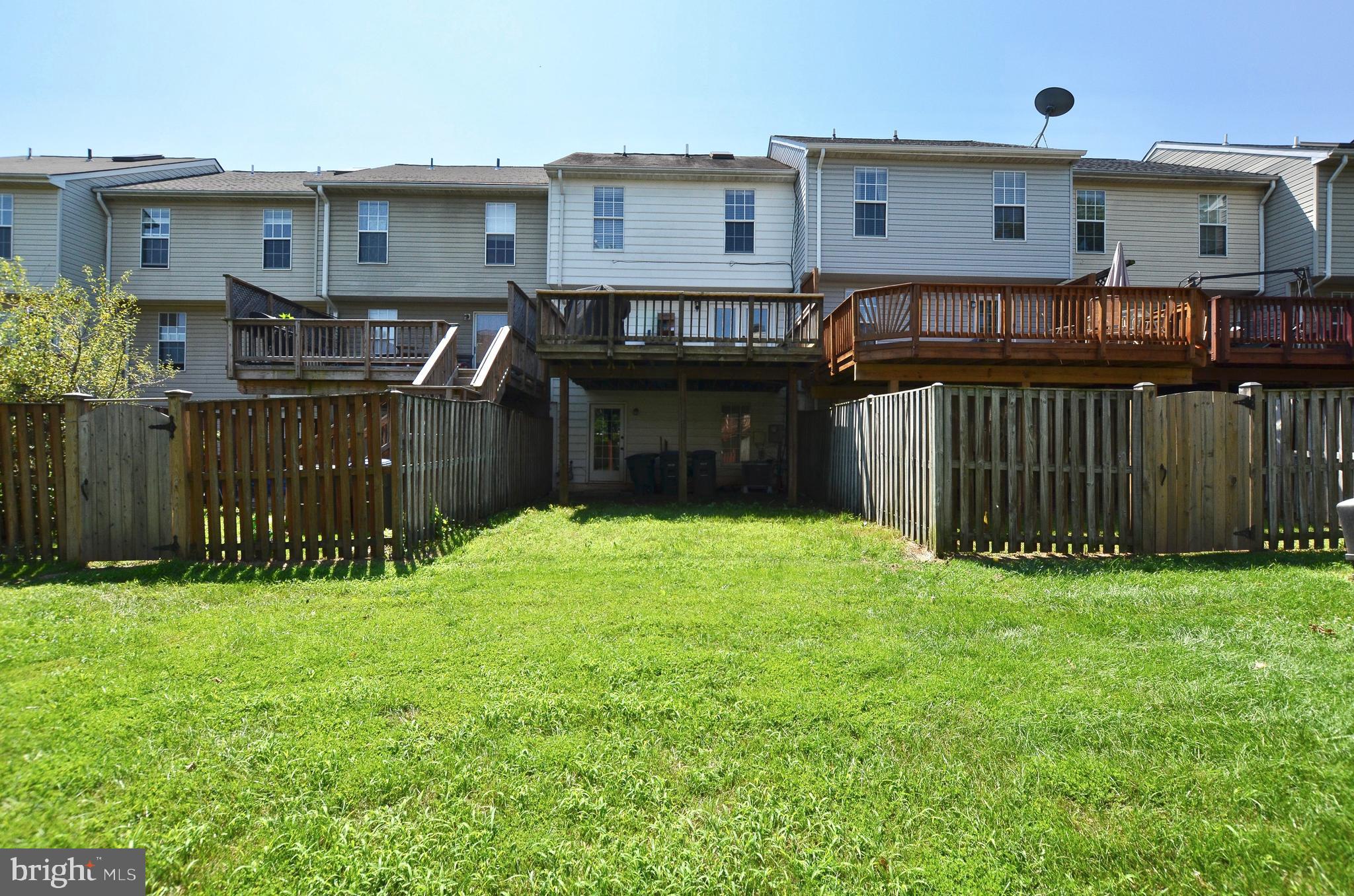 OLD GABLE SQUARE - Residential