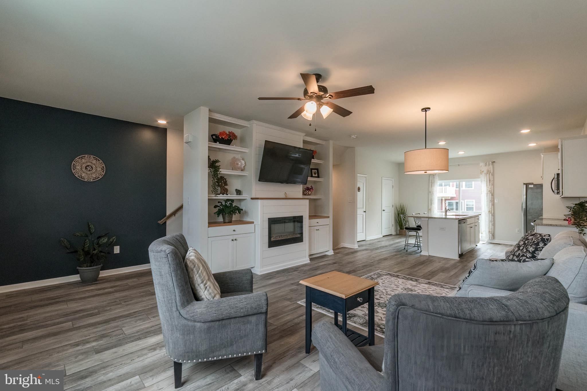 BERKELEY RIDGE - Residential